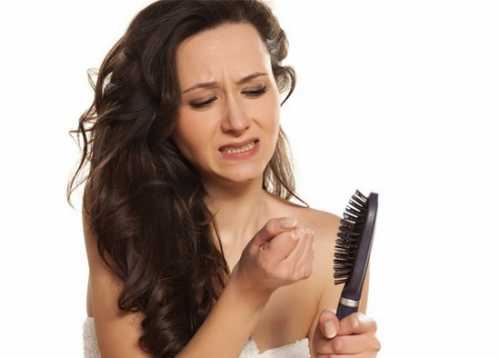 Сильное выпадение волос у женщин